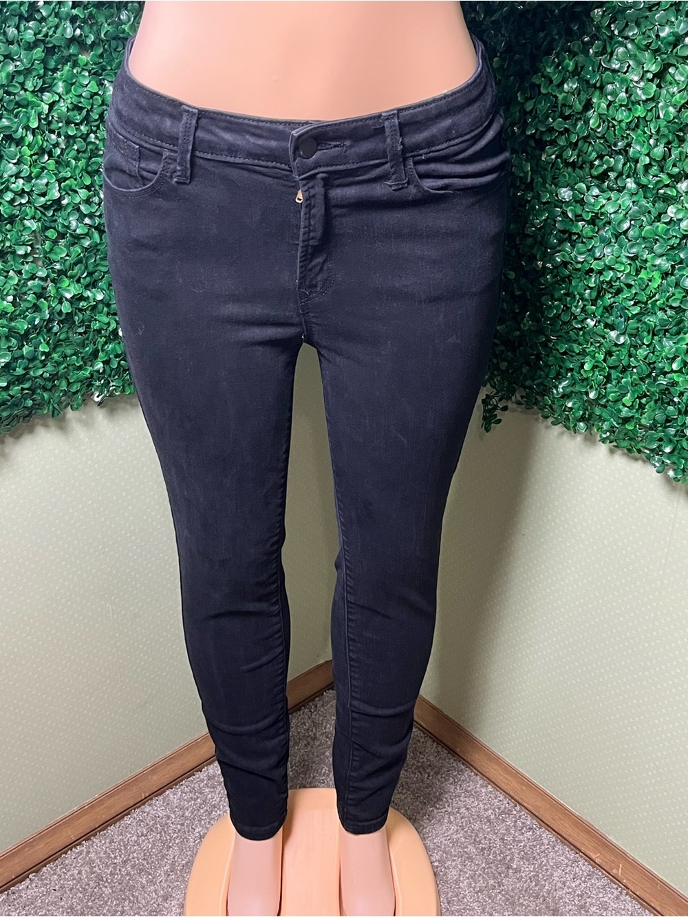 Old Navy Black Skinny Jeans - Sleek Slim Fit